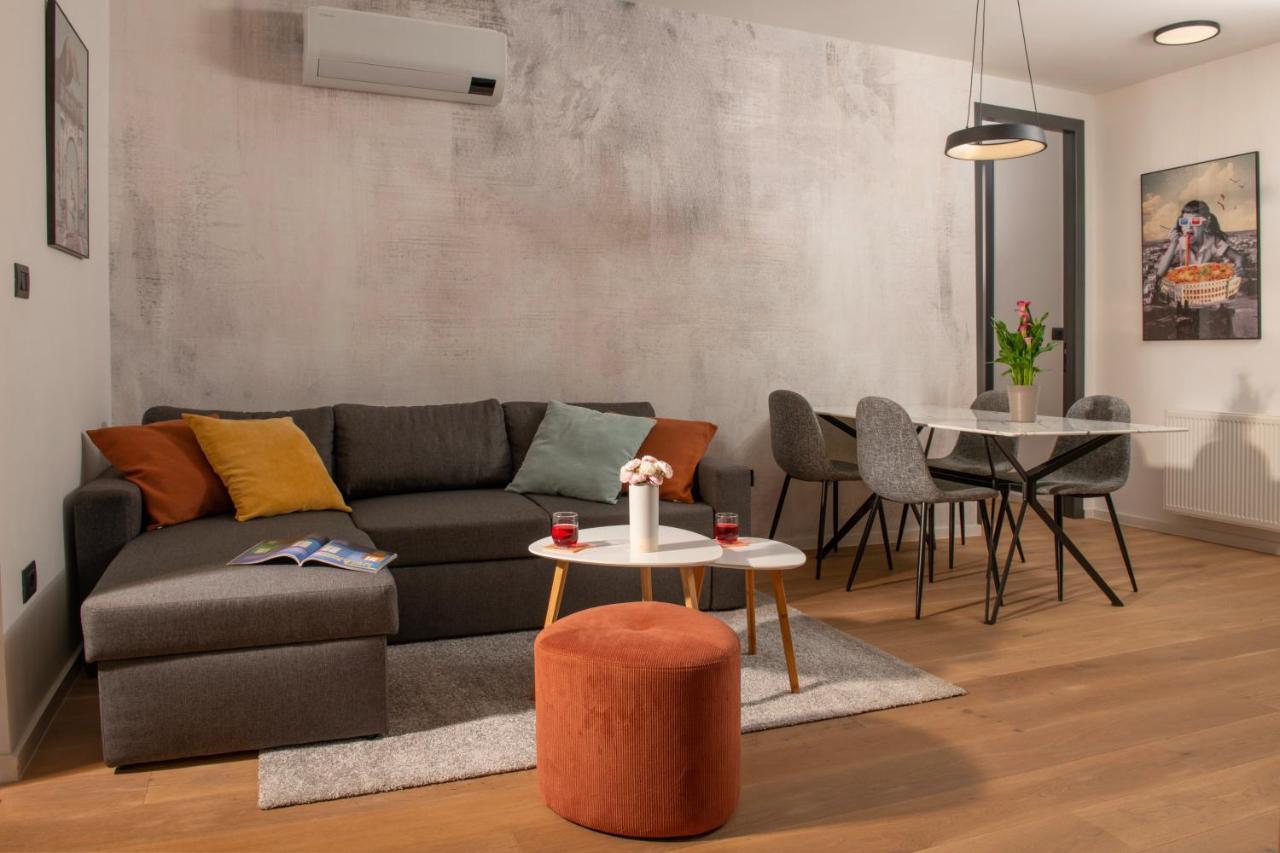 Family & Friends Pula - Top Floor - Free Parking Esterno foto